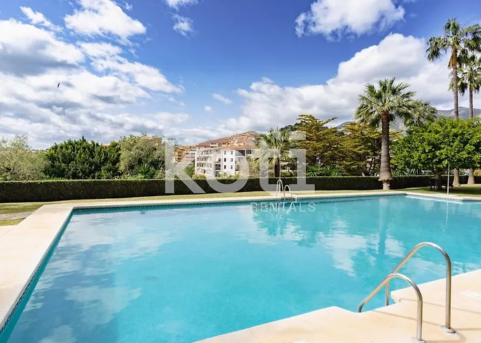 Koti - Royal Park Appartement Fuengirola